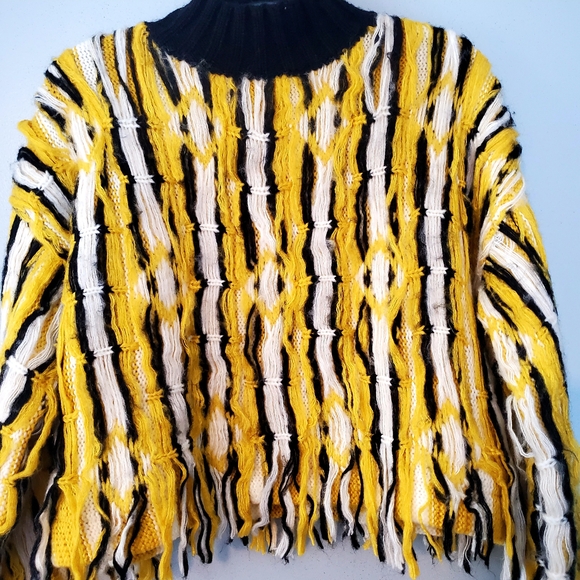 Ivory Rose Cropped Pullover Dopamine Sweater Size M - Picture 13 of 14